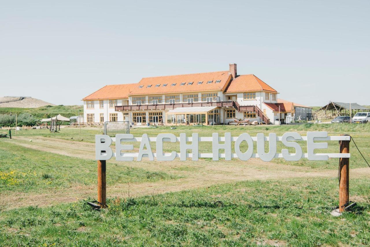 Family & Surfhostel Petten Exterior photo