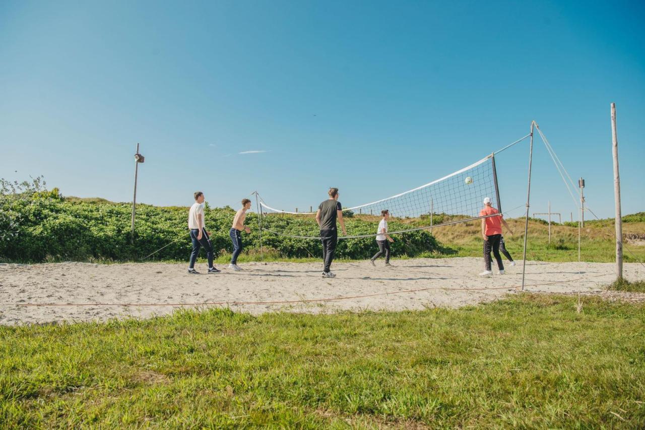 Family & Surfhostel Petten Exterior photo